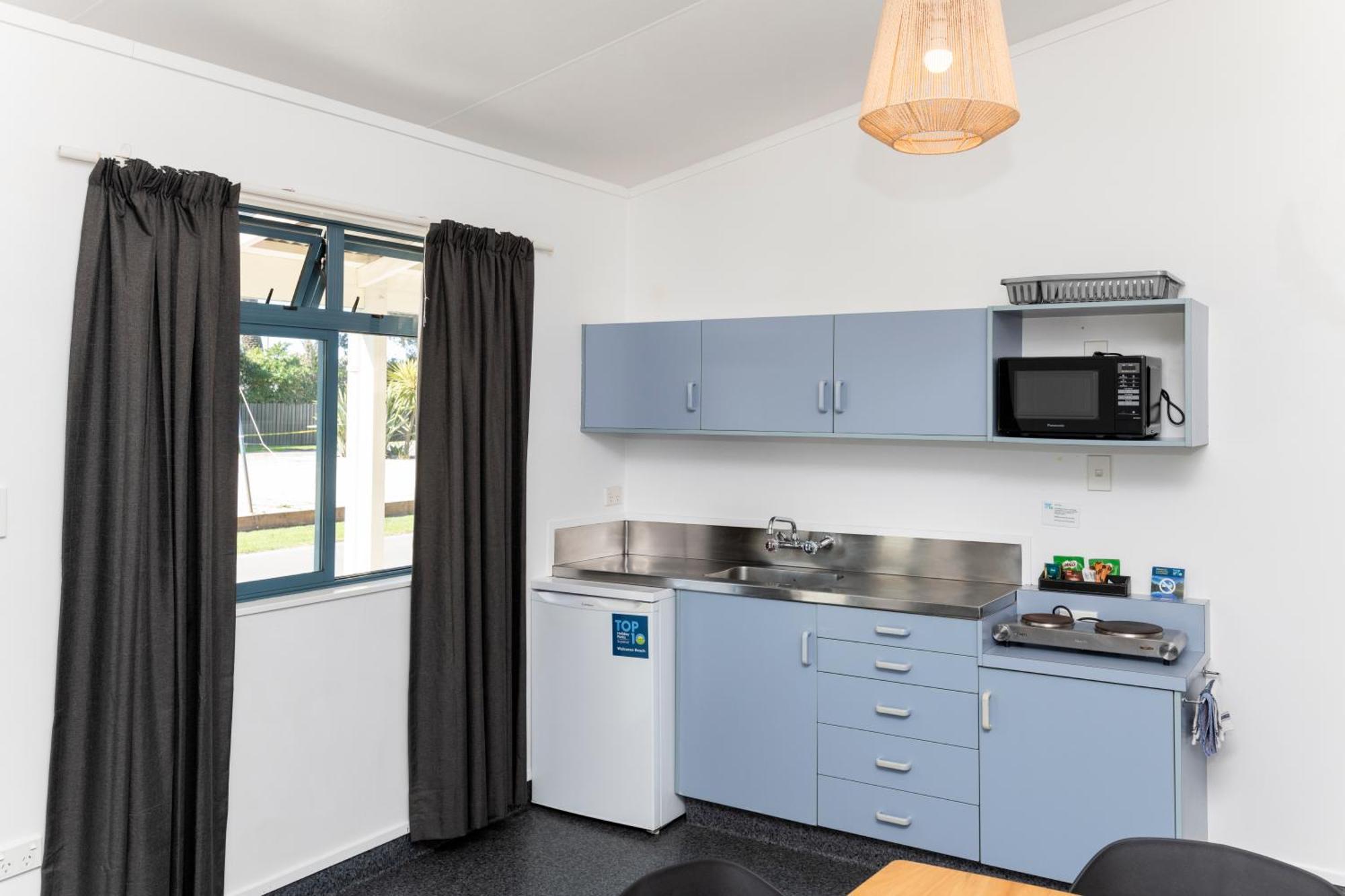 Waikanae 10 4* Gisborne