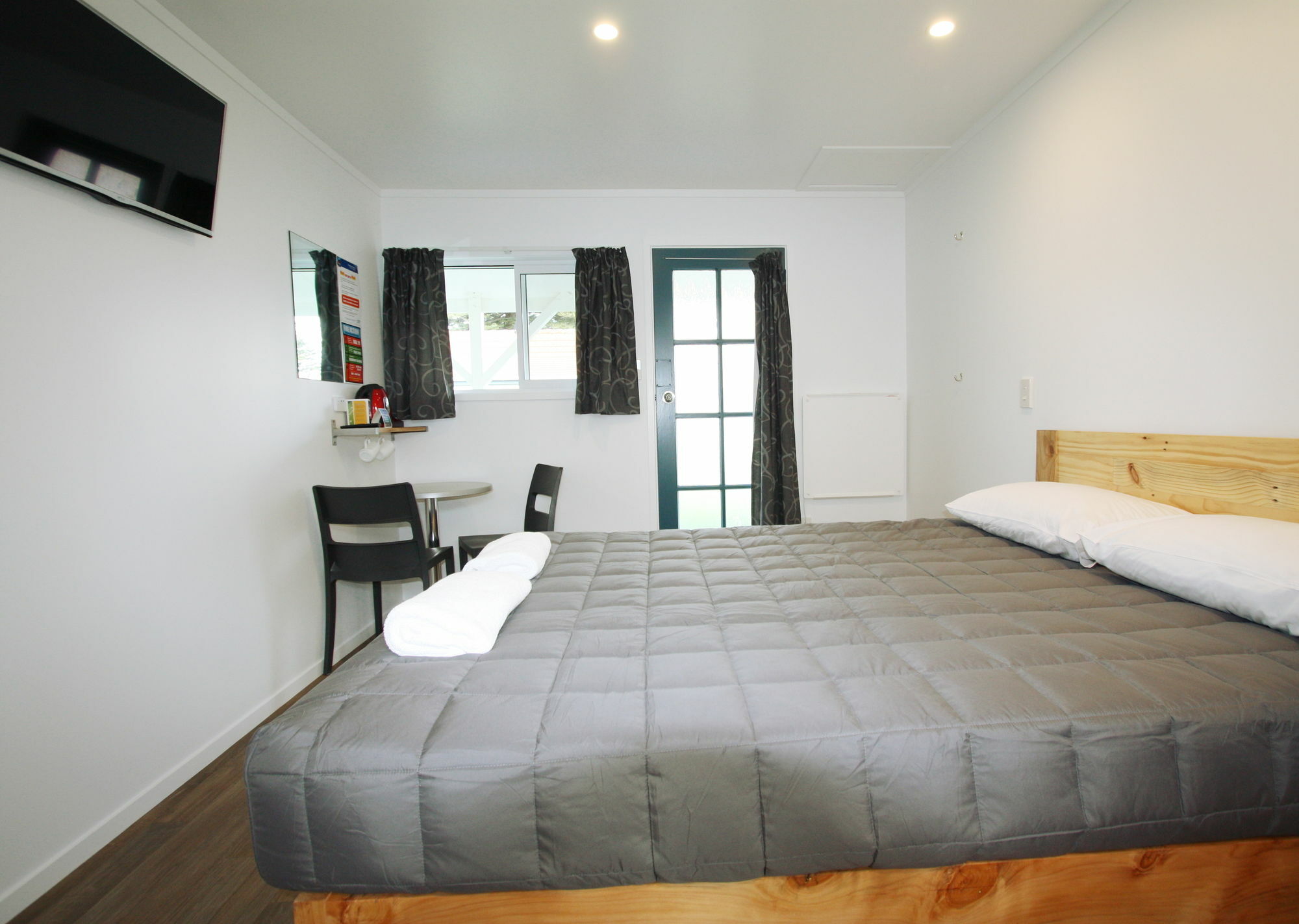 Waikanae 10 4* Gisborne